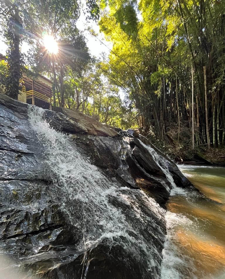 Curta o Carnaval 2026 em Monte Alegre do Sul – SP na Pousada da Cachoeira no Interior de SP Curta o Carnaval 2026 em Monte Alegre do Sul – SP
