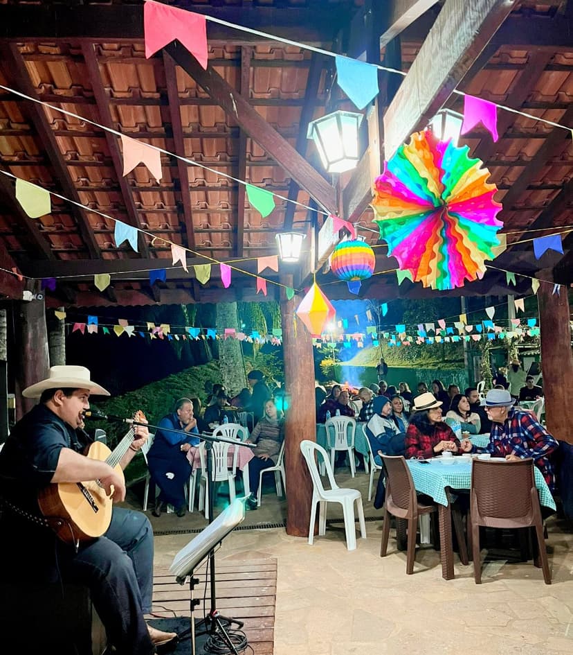 Feriado Corpus Christi 2025 em Monte Alegre do Sul – SP na Pousada da Cachoeira no Interior de SP Feriado Corpus Christi 2025 em Monte Alegre do Sul – SP